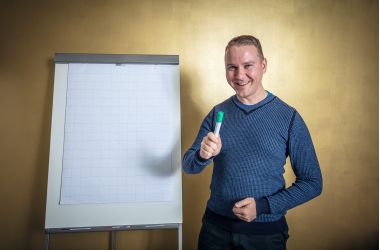 Somemainonnan ammattilaiseksi?