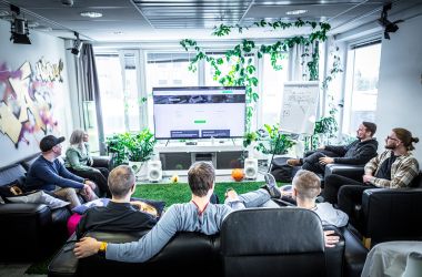 Facebook-mainonnan ulkoistaminen